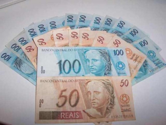 GANHADORES FIZERAM APOSTAS SIMPLES E GASTARAM R$ 2