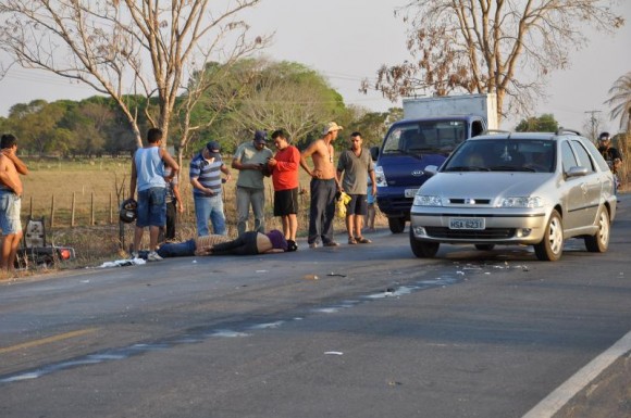 ACIDENTE VIOLENTO ENVOLVE MORADORES DA VARGINHA