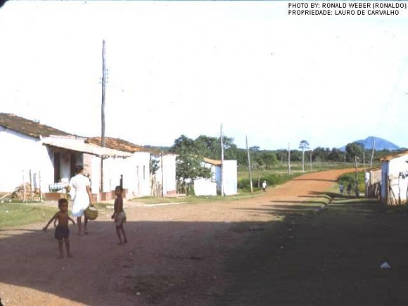 Vista da entrada da cidade de Santo Antônio em 1963