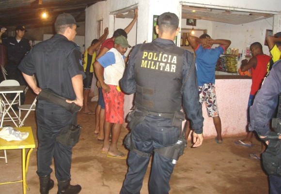 PM realiza operação 