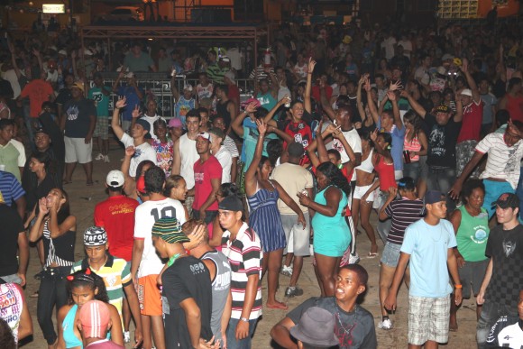 18º BANANA FOLIA ATRAI MILHARES DE FOLIÕES A LIVRAMENTO