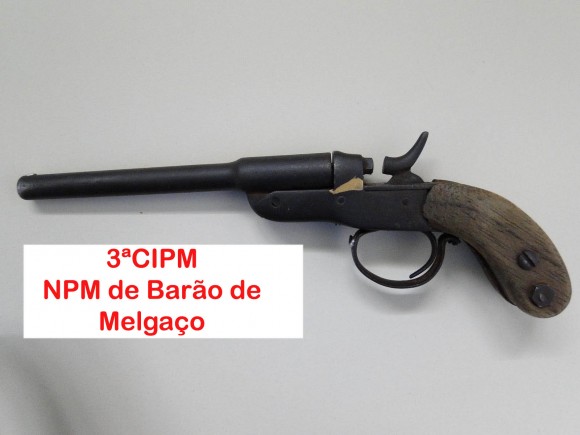 Mãe entrega arma de fogo comprada por menor em Barão de Melgaço
