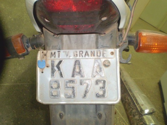 Policiais militares recuperam em Mimoso moto roubada em Cuiabá