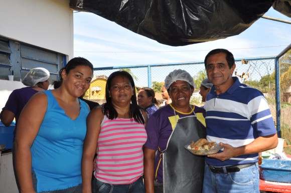 Diretoria da Colônia de Pescadores Z8 promove festa de São Pedro