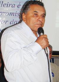 Leôncio explora imagem de Jonas e quer ser federal