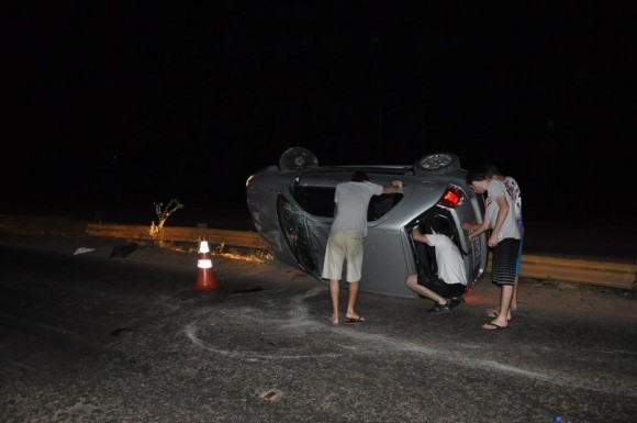 Jovem de 24 anos capota pálio na ponte da Lavrinha, MT-040