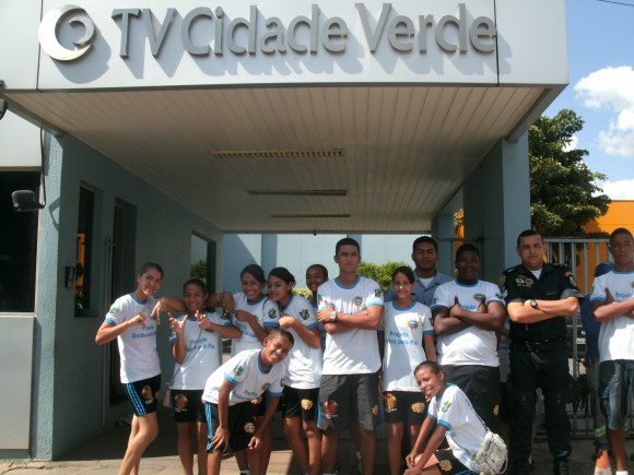 Alunos do Projeto Unidos Pela Paz participam do Programa Baixada 40º