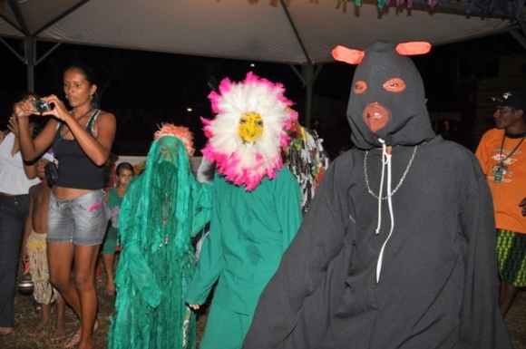 Brigas entre turmas pode acabar com o Boi-a-Serra de Santo Antônio