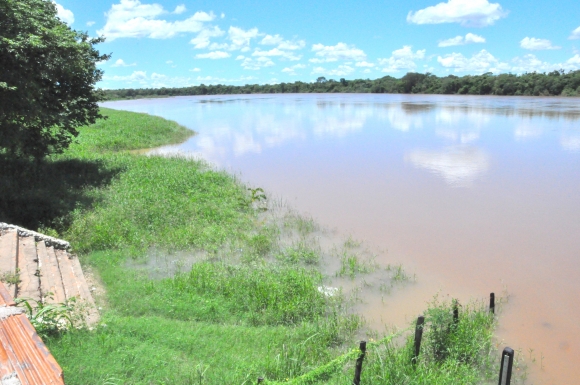 Ribeirinhos de Santo Antônio em alerta permanente com o nível do rio