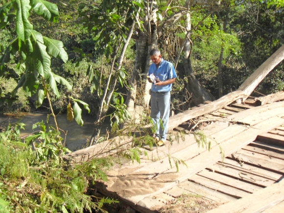 Chuvas fortes provocaram estragos nas pontes e estrada da zona rural