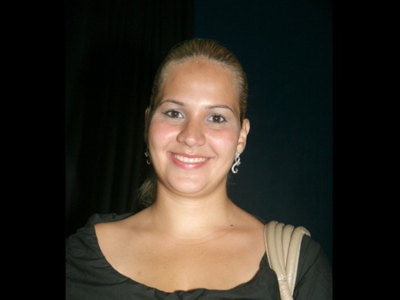 MARIANA TEIXEIRA APRESENTA DADOS DO HOSPITAL EM 2009