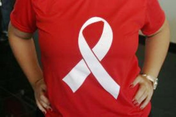 CAMPANHA DST/AIDS FOCA MULHERES E HOMOSSEXUAIS