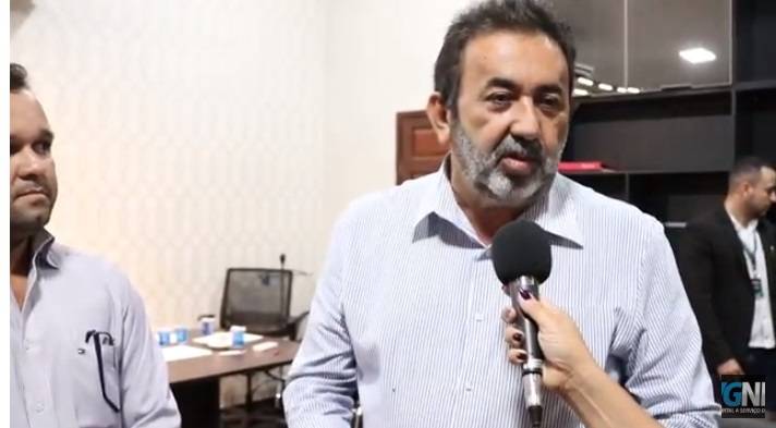 Prefeito anuncia 4% de aumento para servidores de Poconé