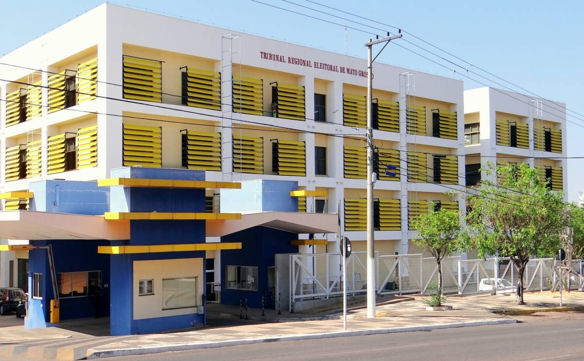 Tribunal Regional Eleitoral cassa diploma de prefeito e vice de Lambari D'Oeste