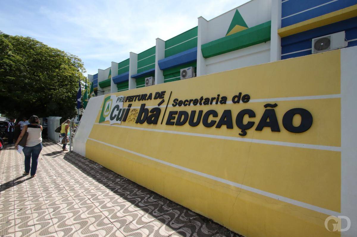 Emanuel lança concurso com 2 mil vagas e salários que chegam a R$ 3,3 mil; inscrições começam na segunda