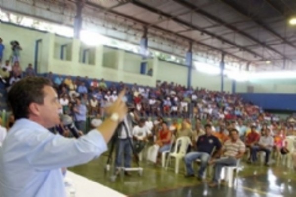 Deputado quer força-tarefa para regularizar carteira de pescador