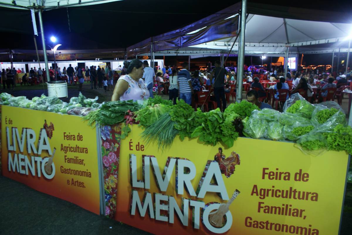 Sábado tem feira “É de Livramento”