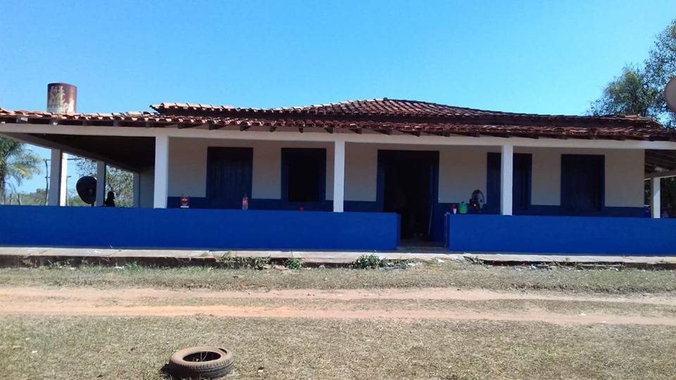 Secretaria de Educação e membros da comunidade realizam reforma em Escola no Assentamento Agroana