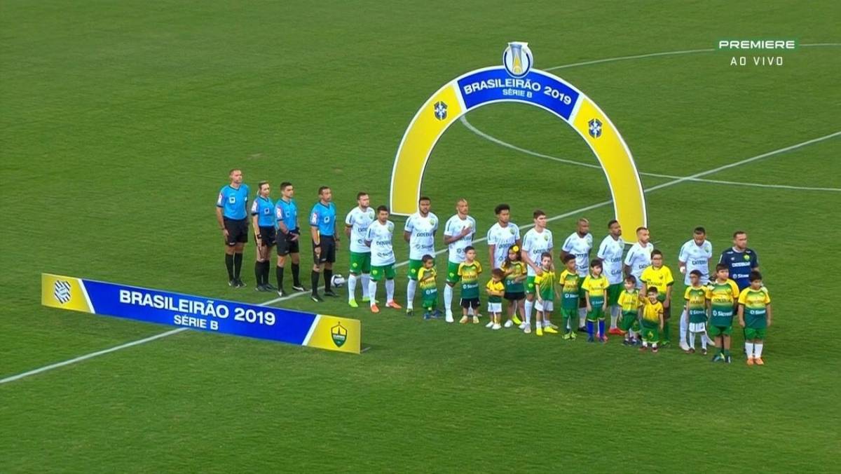 Figueirense solta nota oficial após W.O e ainda põe culpa nos jogadores