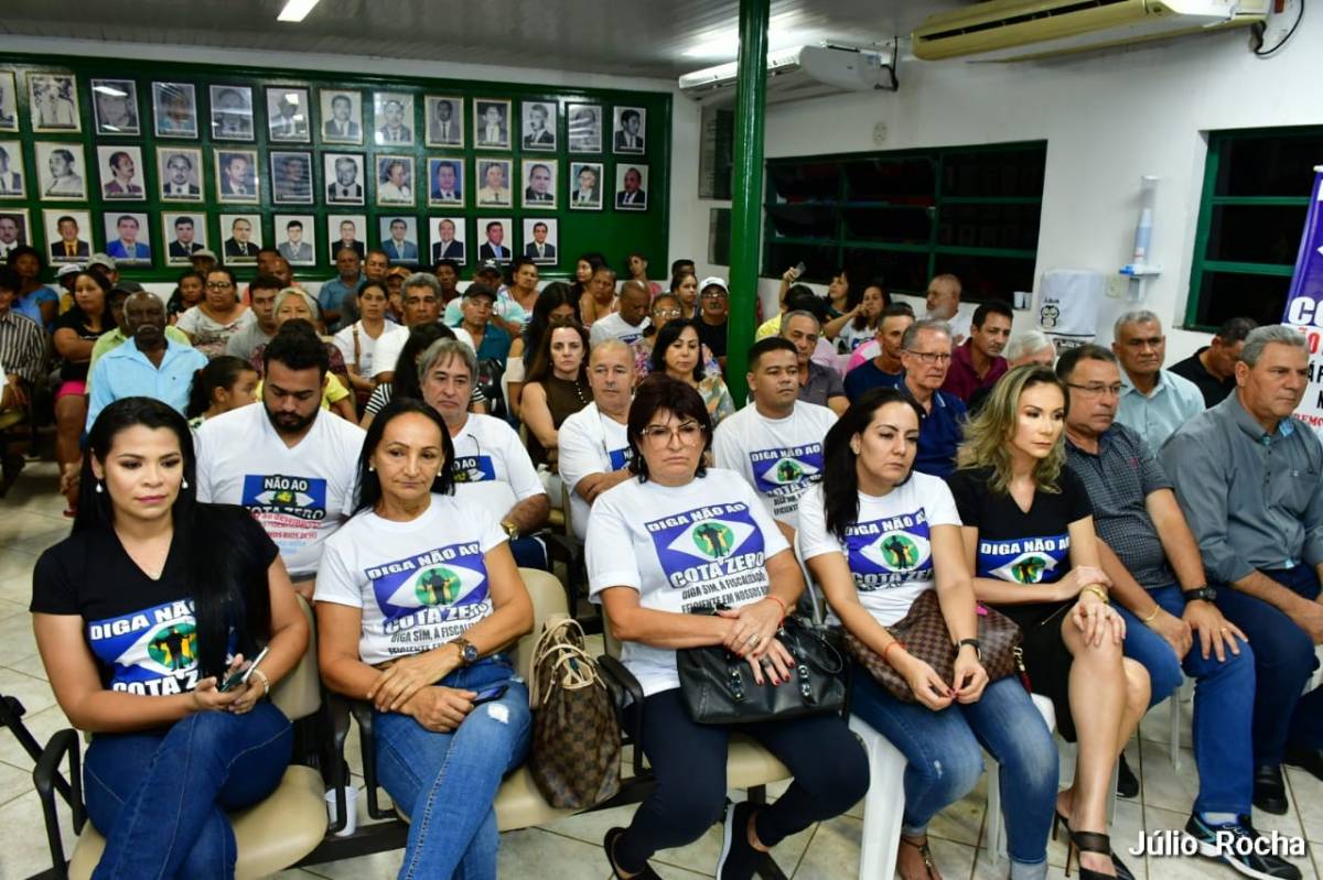Participação maciça da população, surpreende na audiência pública do “Cota Zero”