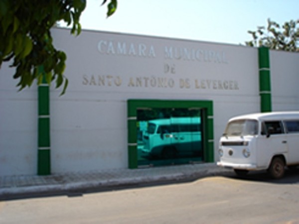 Aprovada PEC que cria duas vagas de vereadores para Leverger.