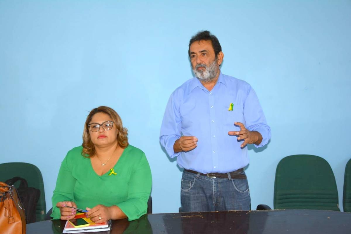 Prefeito realiza reunião com representantes dos Conselhos de Bairro, para elaboração de projetos de melhorias para os bairros  
