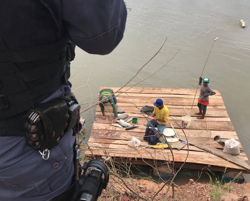 Operação Piracema apreende pesca predatória e devolve peixeis ao rio