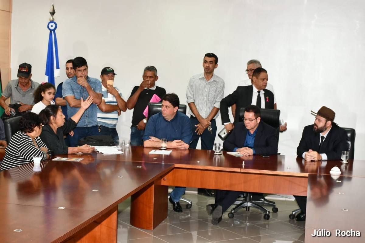 Prefeito e presidente da Câmara articulam na AL mais prazo para regularização do Vale Abençoado