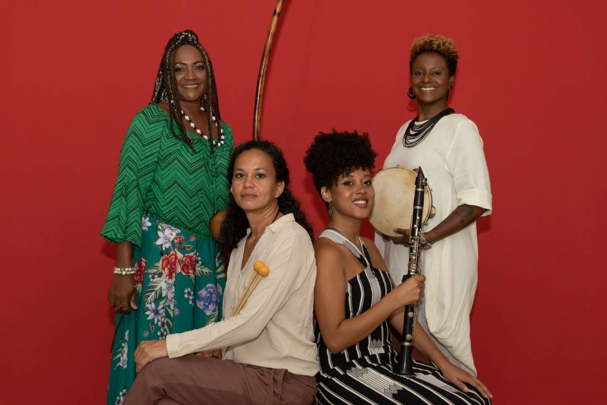 Líricas Negras traz quatro vozes e percussão e apresentação gratuita