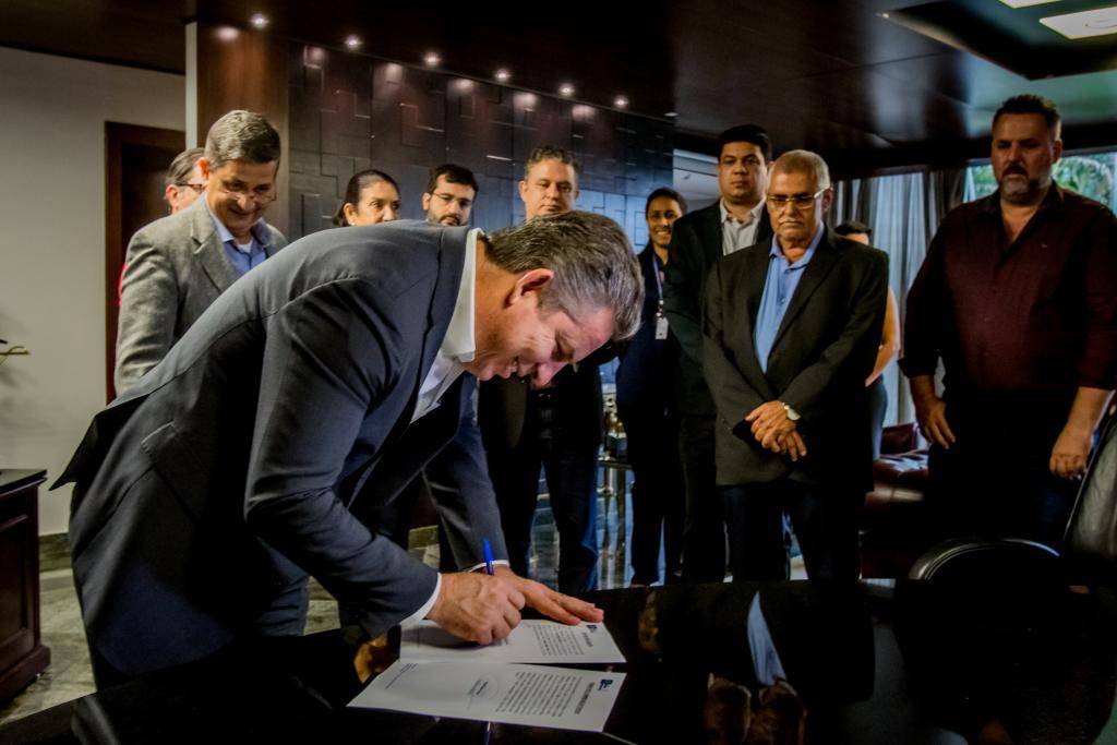 Governador empossa membros do Conselho Metropolitano do Vale do Rio Cuiabá