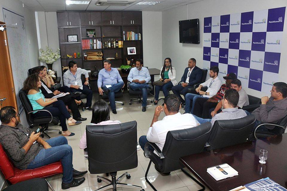 Prefeito participa de reunião para tratar de viabilidade do transporte público intermunicipal entre Poconé x Cuiabá
