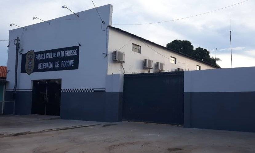 Jovem atira contra a própria cabeça 