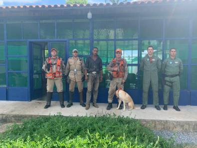 Homem é resgatado pelo Corpo de Bombeiros após ficar perdido no Pantanal