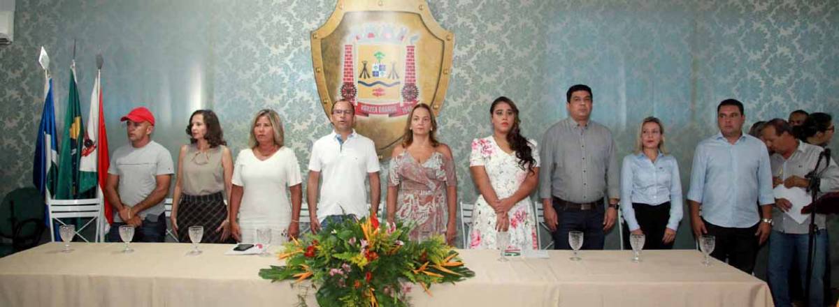 Conselheiros tutelares são empossados em Várzea Grande