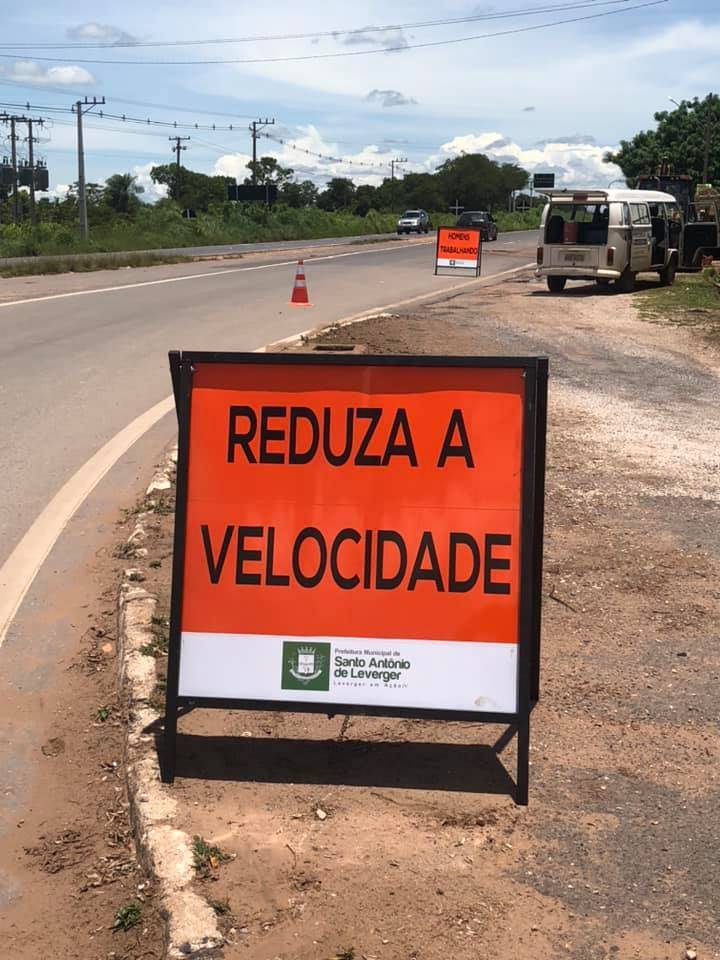 Continua a operação tapa-buracos na rodovia Palmiro Paes de Barros