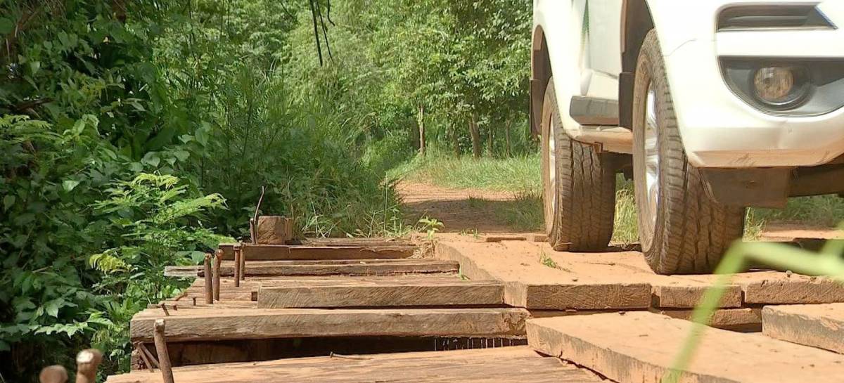 Comunidade quilombola não tem água tratada e nem estradas em condições de trafegabilidade