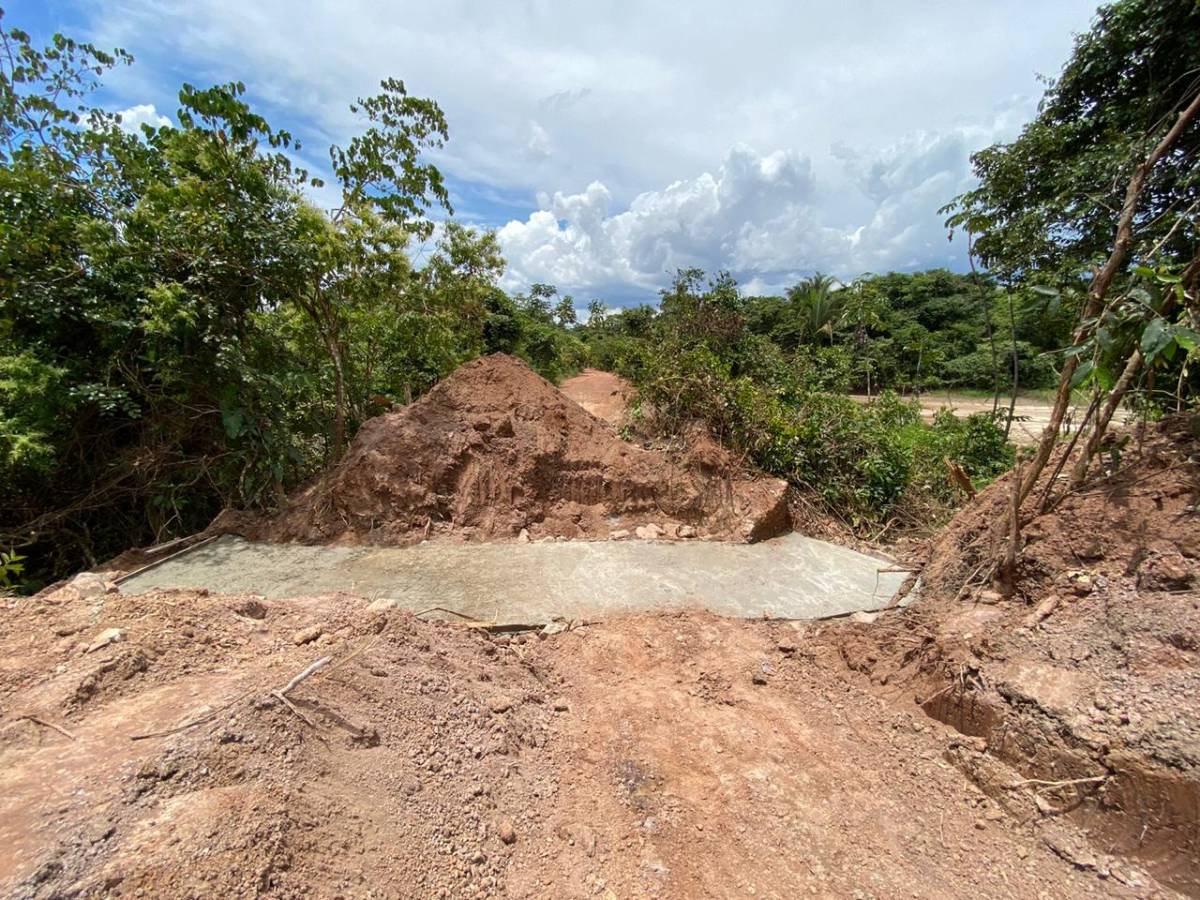 Dudu Moreira fiscaliza obras da prefeitura na comunidade rural de Mata-Mata 