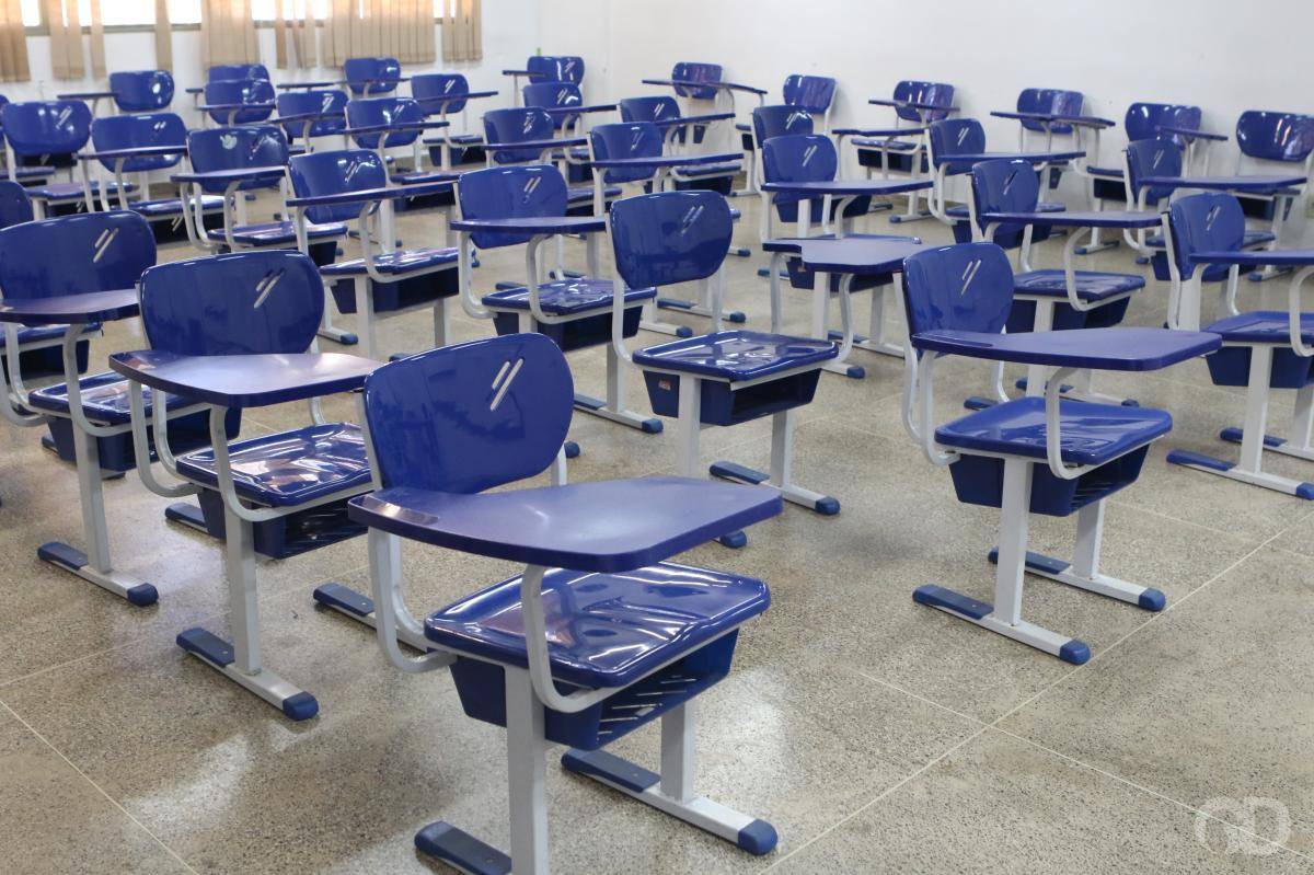 Após recomendação do Ministério da Saúde, escolas e universidades podem continuar fechadas até o mês de maio
