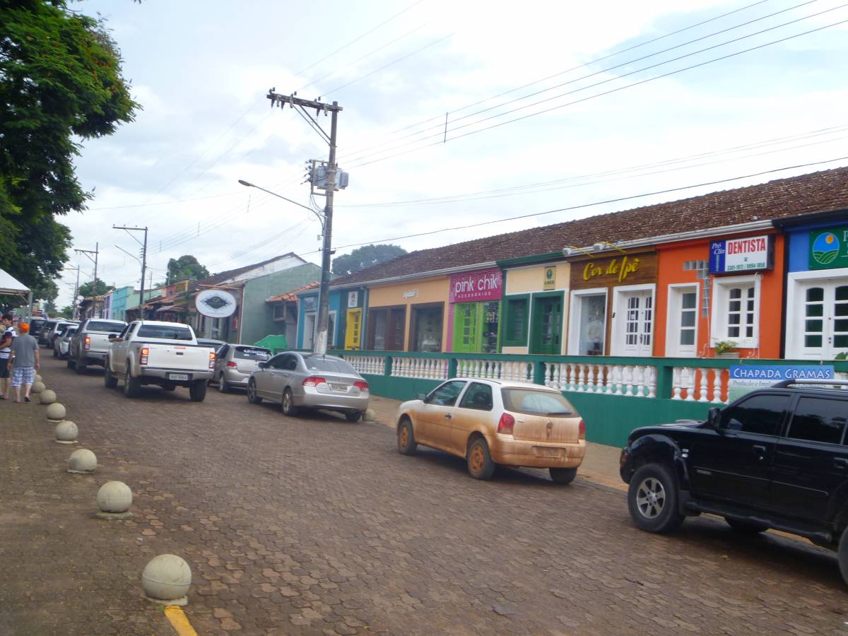 Prefeita libera abertura de bares e restaurantes no município