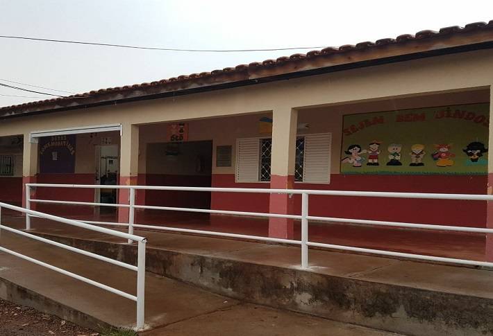 Ladrões arrombam escola no município e fazem o 