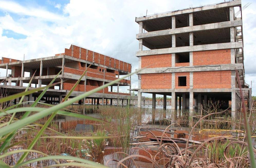 Sinfra reagenda licitação para a retomada da obra do hospital Universitário 