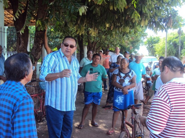 Moradores da Fronteira exigem explicações de Harrisson sobre asfalto 