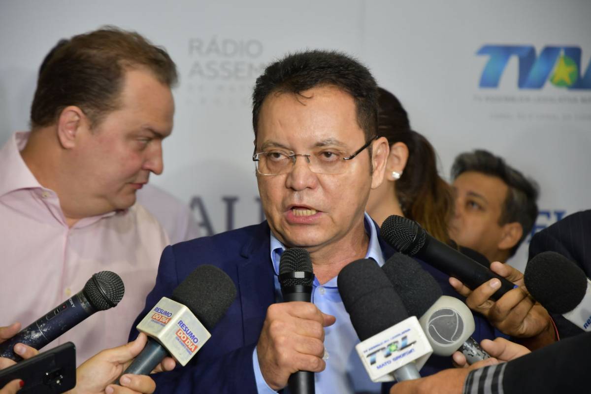 Nova grampolândia: escutas ilegais e câmeras escondidas são encontradas na Presidência da AL; veja fotos