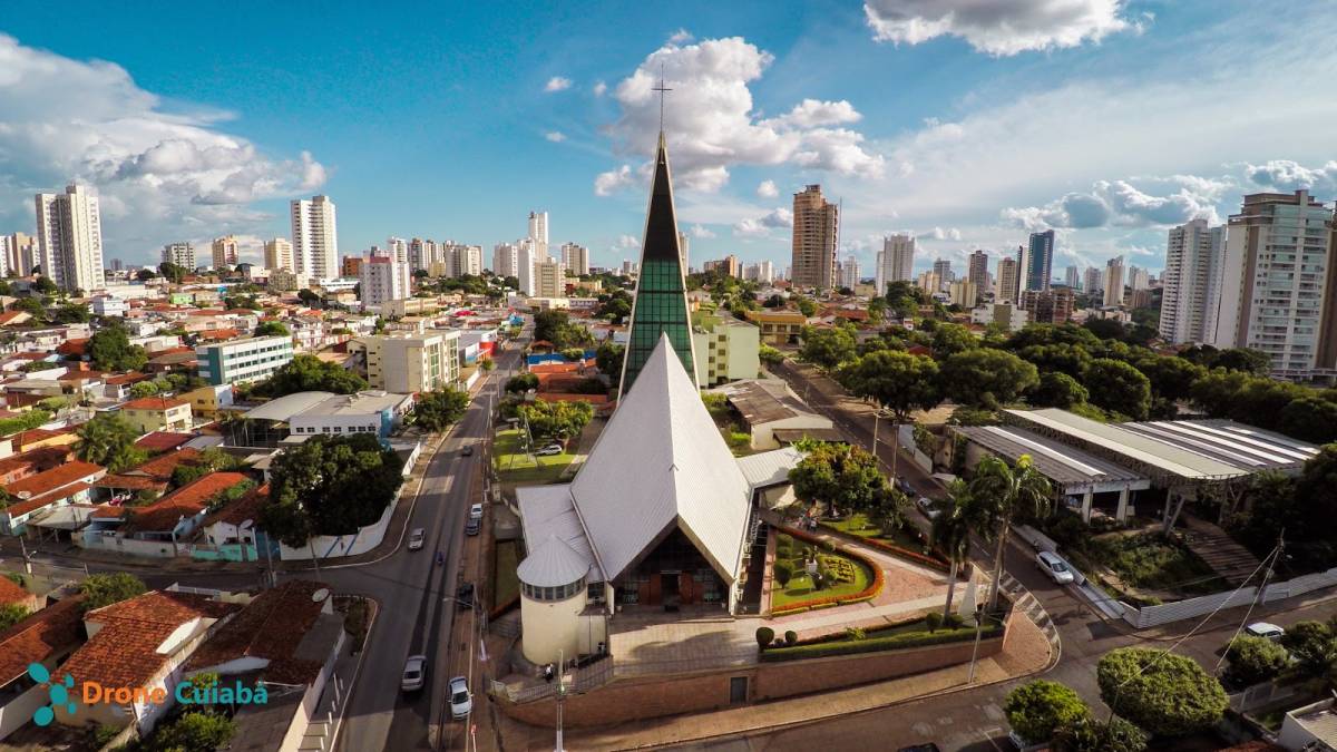 Prefeito autoriza retomada gradativa de atividades religiosas