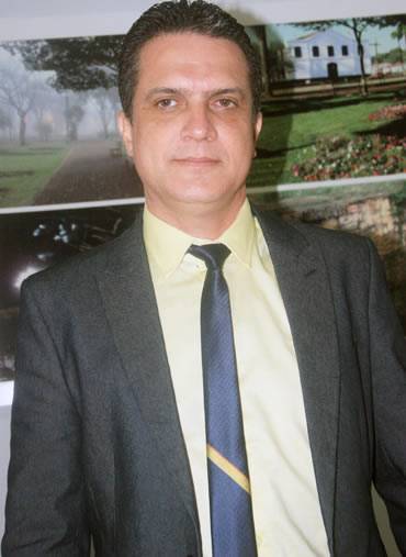 Câmara de Chapada veta corte de salários 