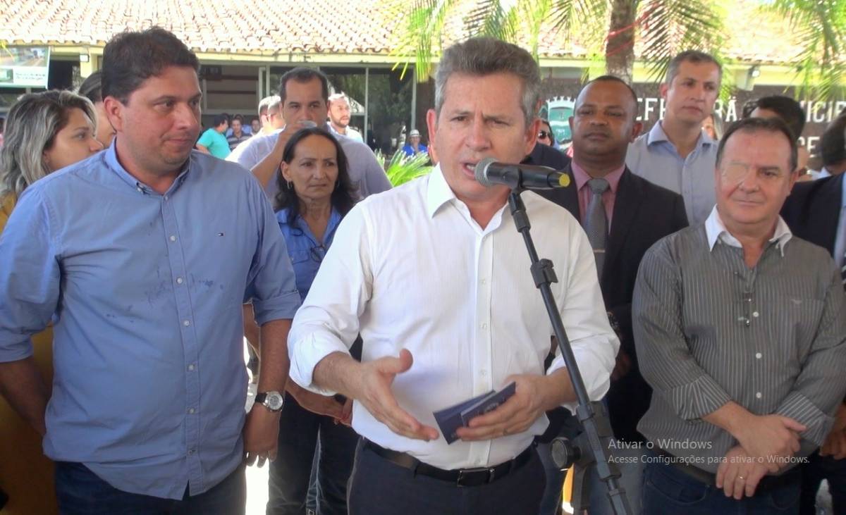 Mauro Mendes divulga que repassou R$ 7,7 milhões para gestão de Valdizinho num período de 120 dias em 2020