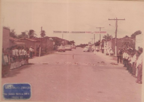 HÁ 36 ANOS ERA INAUGURADO O ASFALTO CUIABÁ - LEVERGER