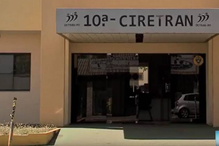 Ex-secretário de Chapada é investigado por superfaturamento de placas de trânsito