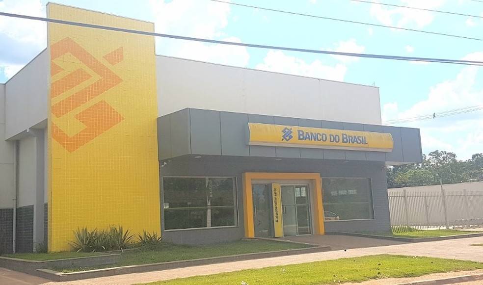 Bando é preso por suspeita de golpes no site OLX