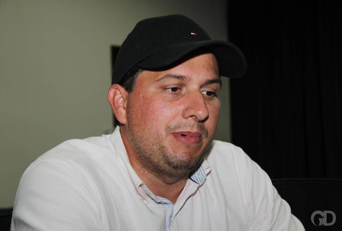 Veja vídeo - Operação tem como alvo prefeito de Santo Antônio de Leverger